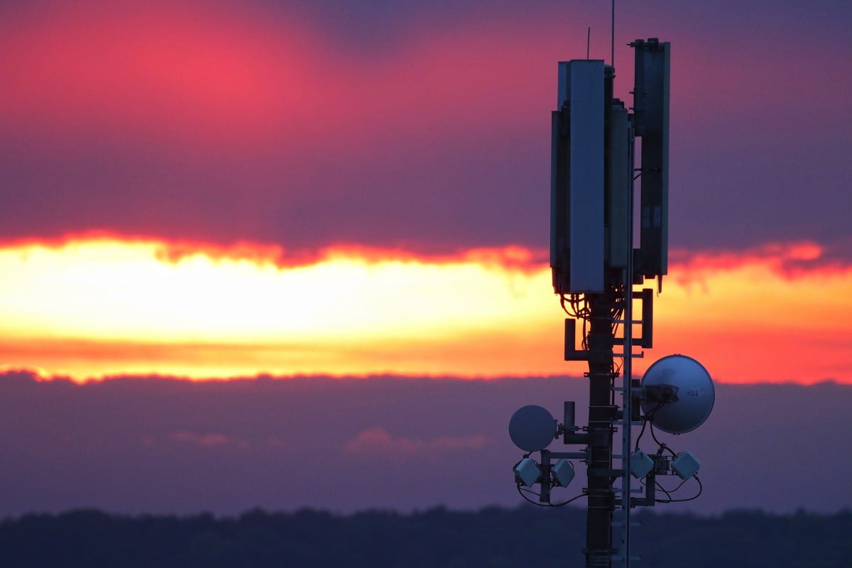 UK Mobile Operators Begin Phasing Out 3G Networks